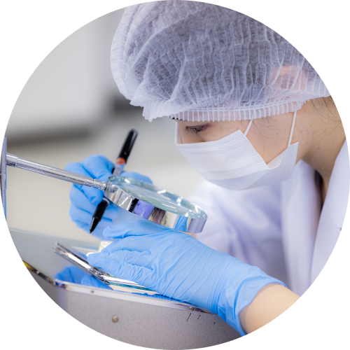 厳しい検査基準で素材の調達から販売までを管理。安全でおいしい牛丼をどの店舗でもお召し上がりいただけます。